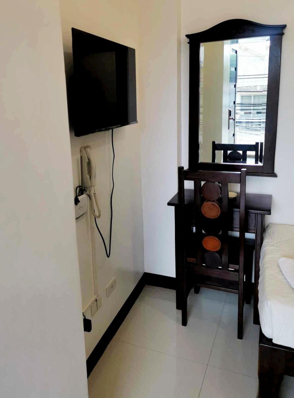 MJ Pension House Talisay  Bagian luar foto